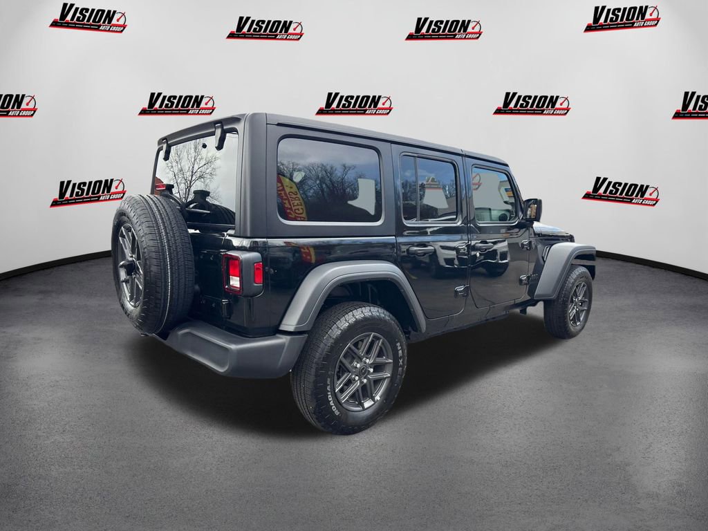 Used 2024 Jeep Wrangler Sport S image 5