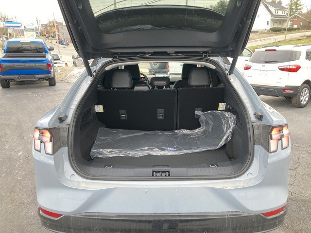 New 2025 Ford Mustang Mach-E Premium w/ Sport Appearance Package AWD/4WD image 7