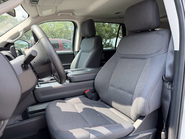 Used 2025 Ford Expedition Max Active RWD image 9