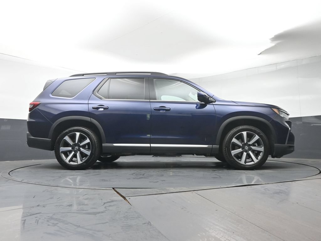 Certified 2024 Honda Pilot Touring image 37