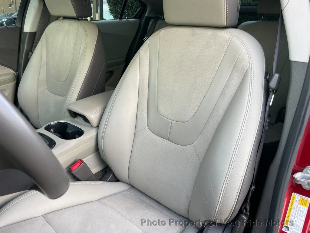 Used 2014 Chevrolet Volt Premium w/ Premium Trim Package image 8