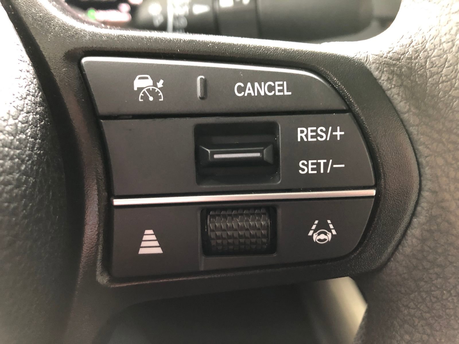 Used 2025 Honda Accord SE image 32