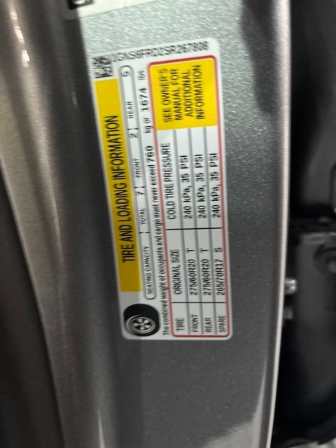 Used 2025 Chevrolet Suburban Premier AWD/4WD image 49
