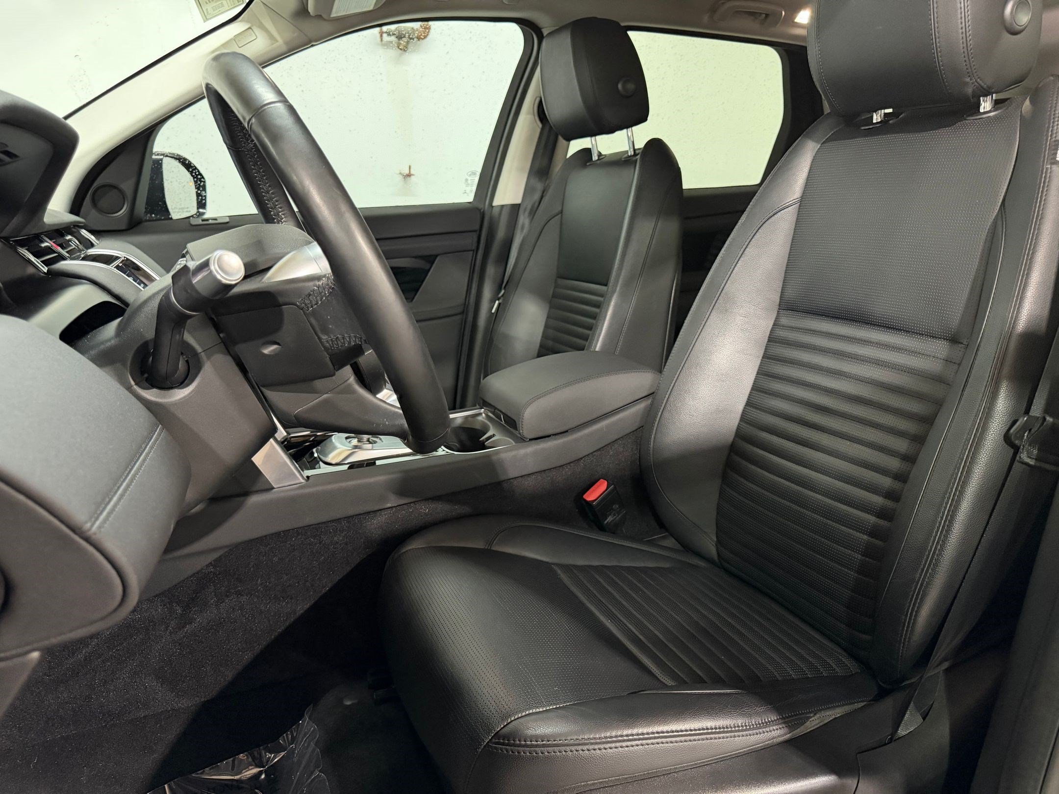 Used 2020 Land Rover Discovery Sport S AWD/4WD image 3