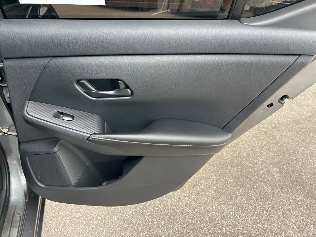 Used 2024 Nissan Sentra S FWD image 43