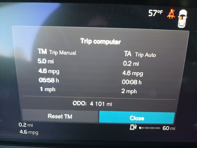 Used 2025 Volvo XC90 B5 Plus w/ Protection Package Premier image 19