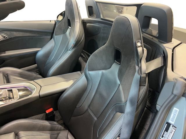 Used 2022 BMW Z4 M40i image 8