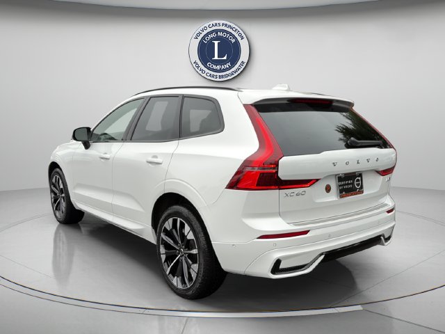 Certified 2026 Volvo XC60 B5 Plus AWD/4WD image 5