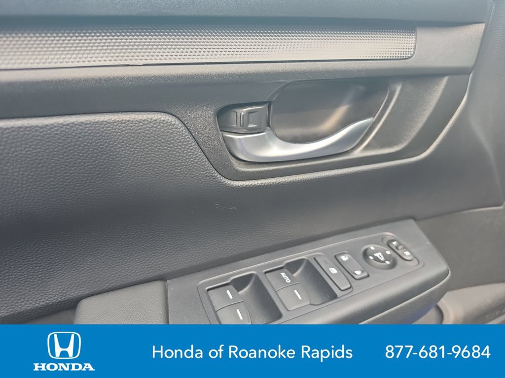 Used 2023 Honda CR-V LX image 11