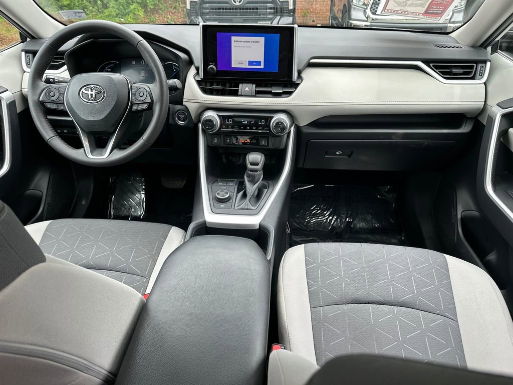 Used 2023 Toyota RAV4 XLE w/ Convenience Package AWD/4WD image 18