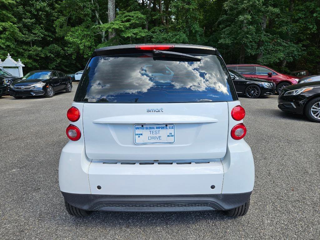 Used 2015 smart fortwo pure image 5