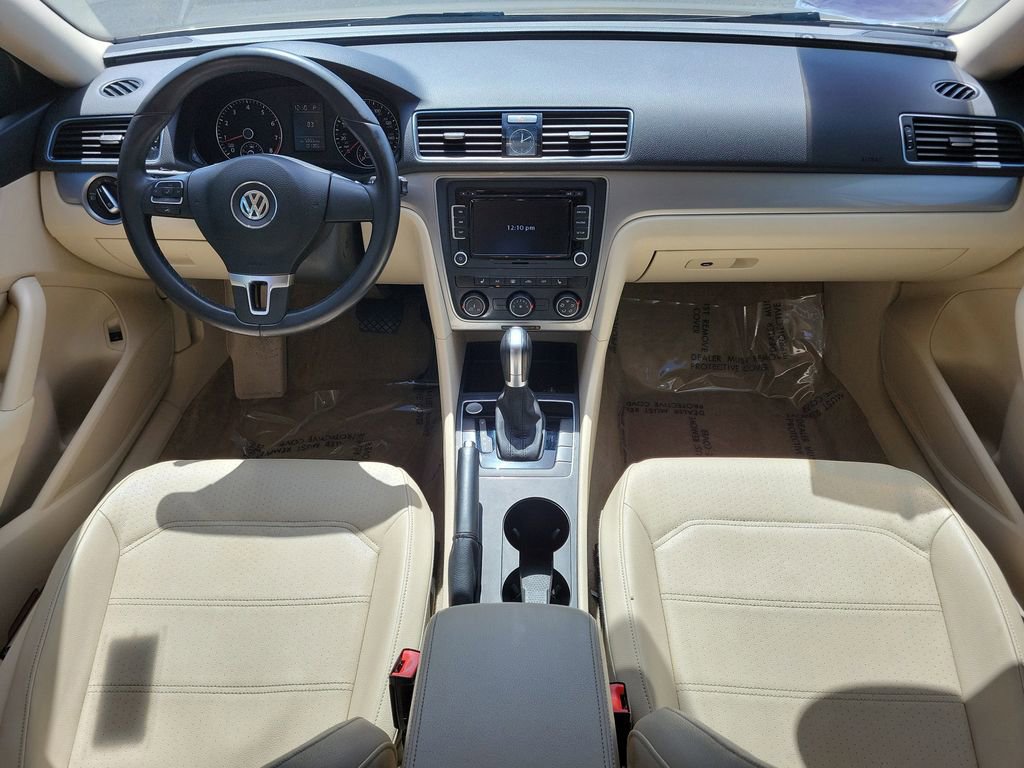 Used 2015 Volkswagen Passat 1.8T Limited Edition image 12