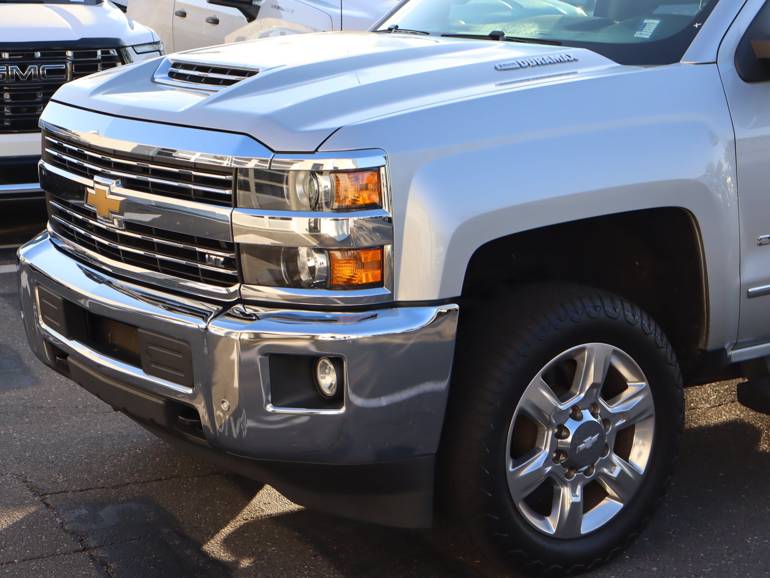 Used 2018 Chevrolet Silverado 2500 LTZ w/ Duramax Plus Package AWD/4WD image 18