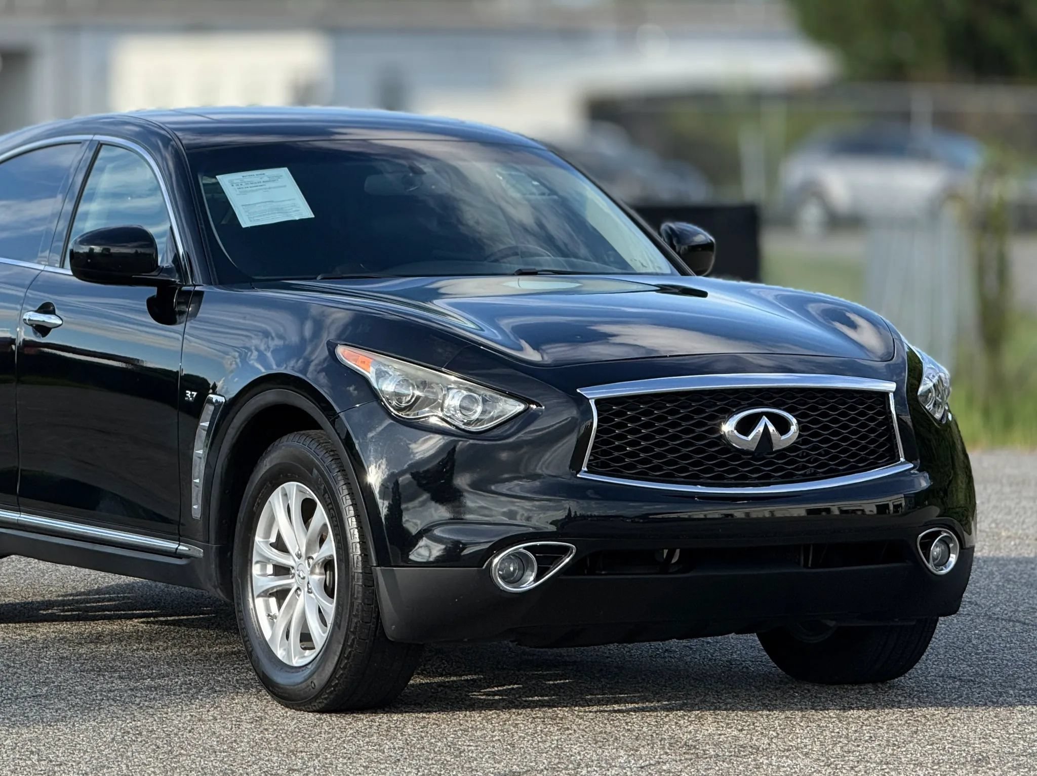 Used 2017 INFINITI QX70 AWD image 15