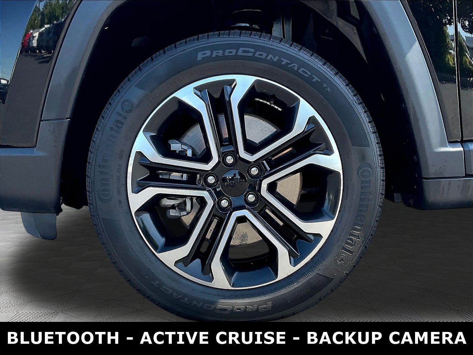 Used 2023 Jeep Compass Limited AWD/4WD image 35