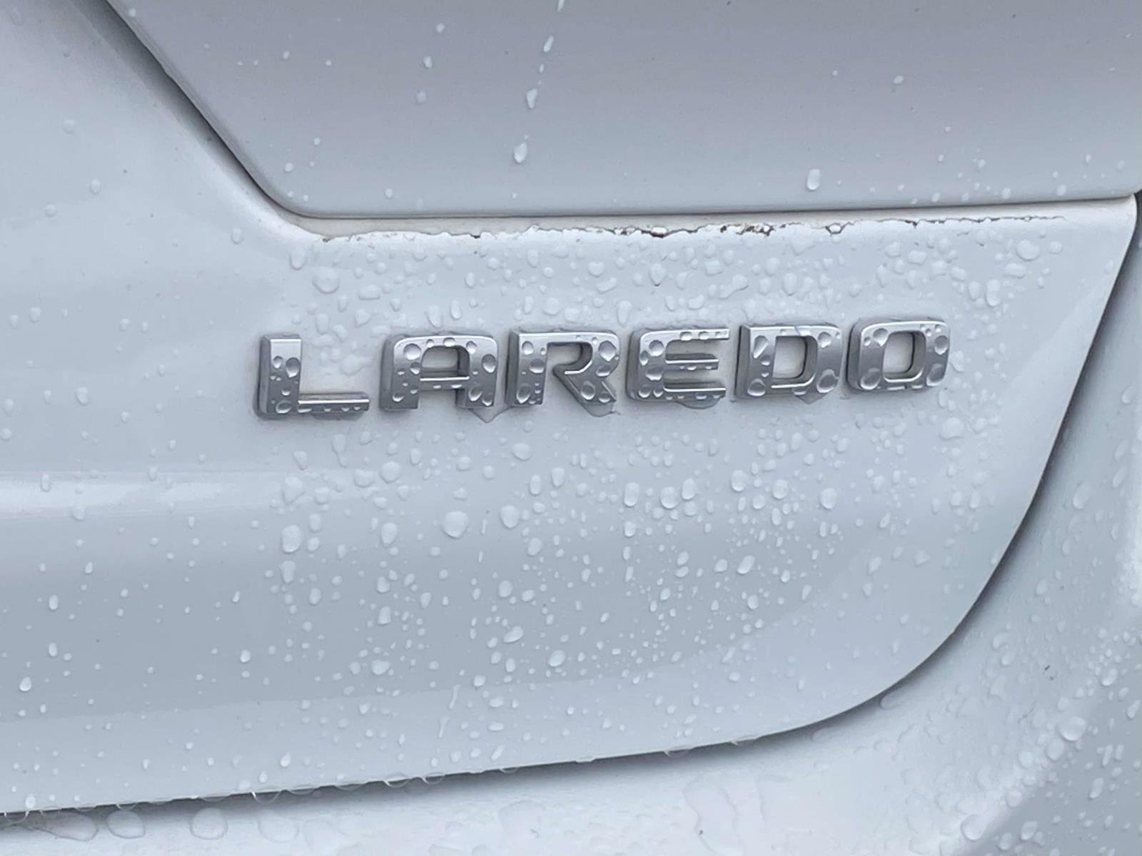 Certified 2024 Jeep Grand Cherokee Laredo image 32