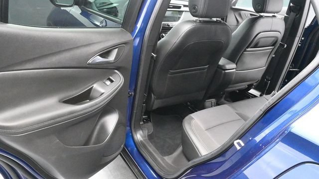 Used 2023 Buick Encore GX Preferred w/ Cold Weather Comfort Package AWD/4WD image 15