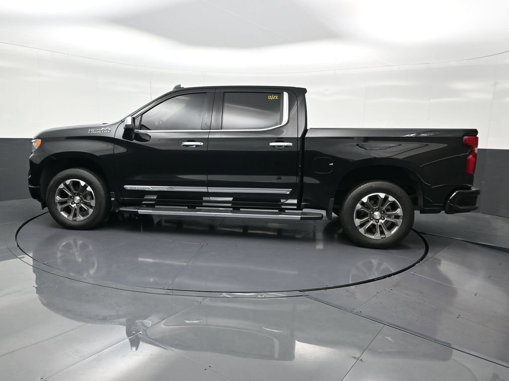 Used 2024 Chevrolet Silverado 1500 High Country RWD image 2