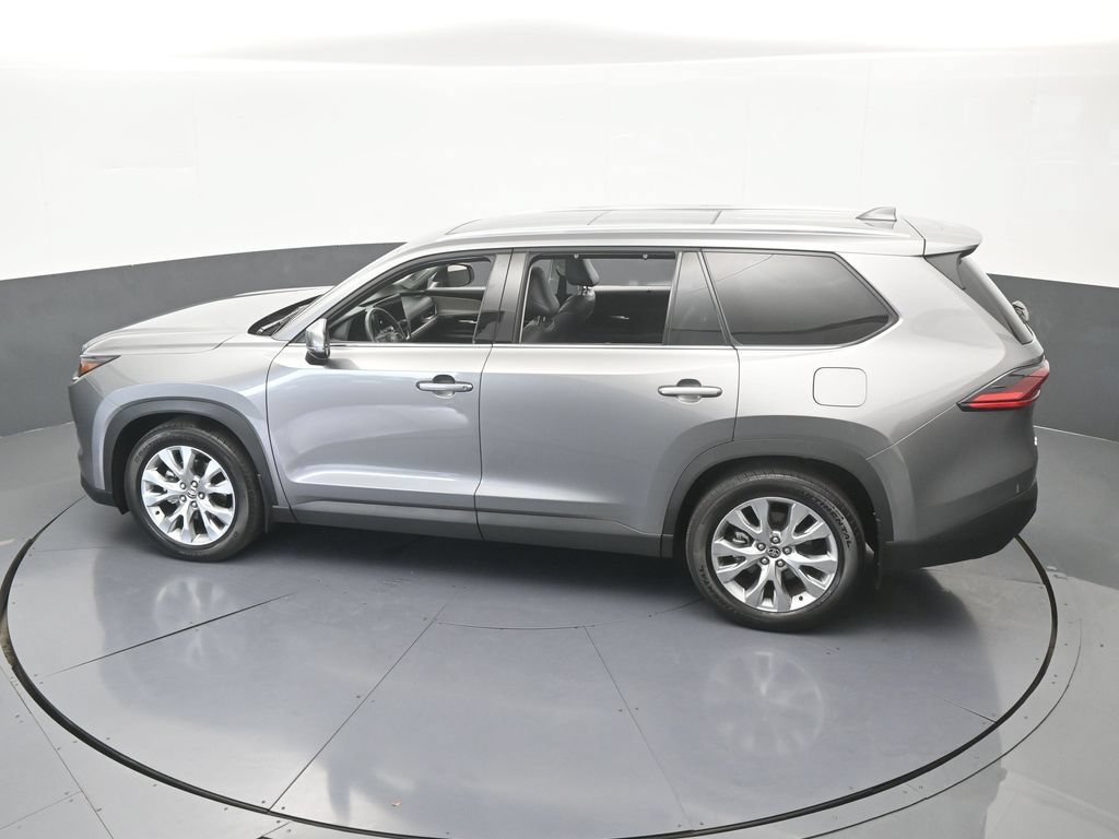 Used 2025 Toyota Grand Highlander AWD image 51
