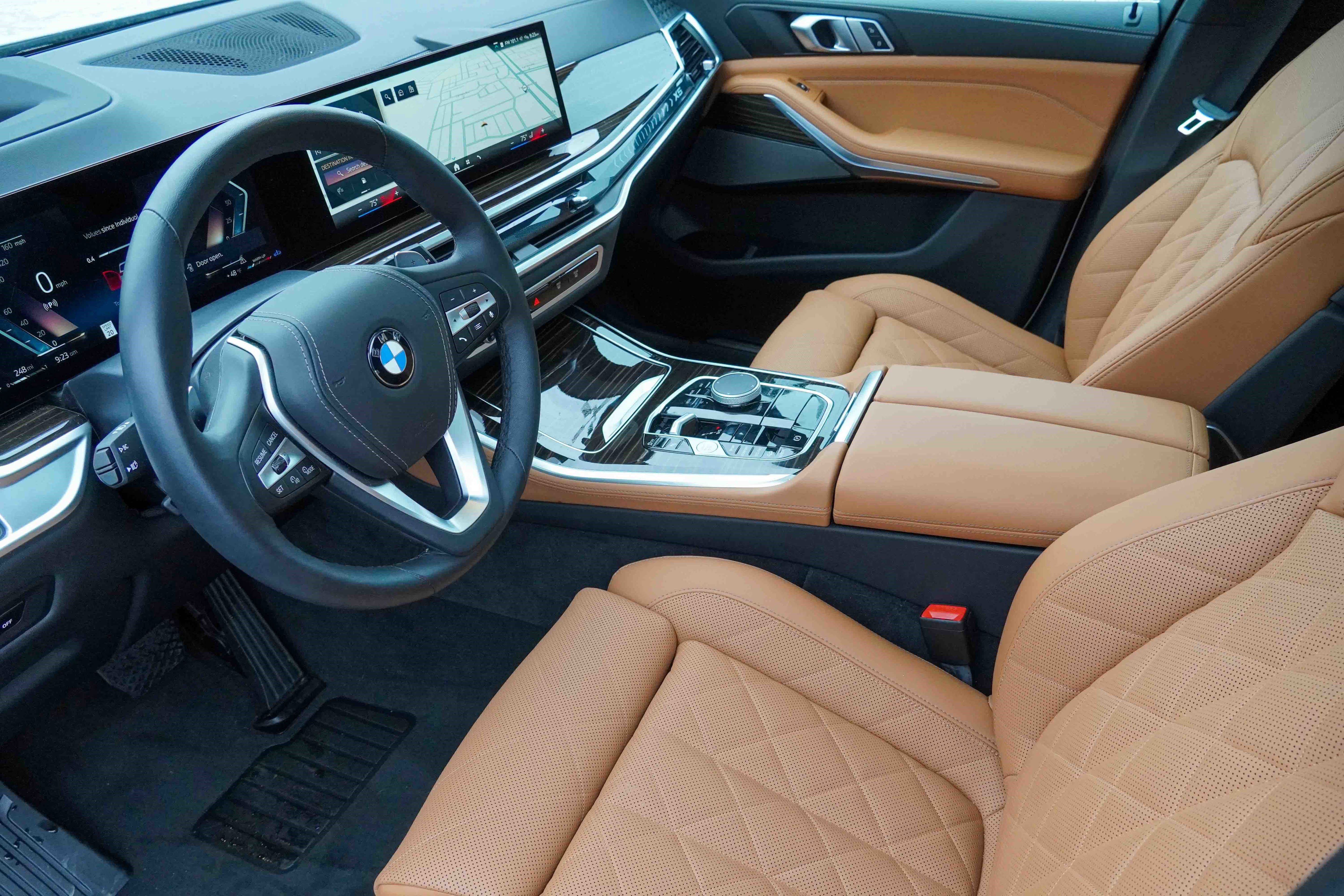 Certified 2025 BMW X5 xDrive40i w/ Climate Comfort Package image 10