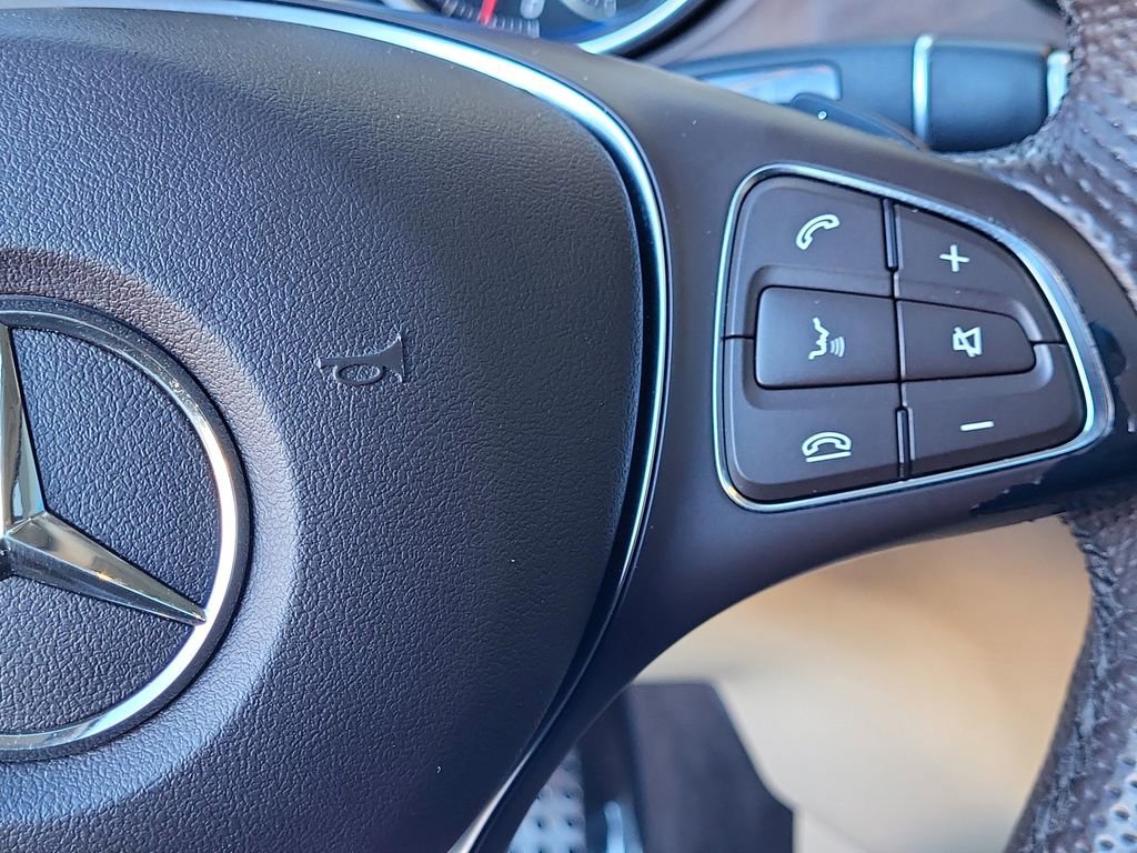 Used 2019 Mercedes-Benz GLE 400 4MATIC image 24