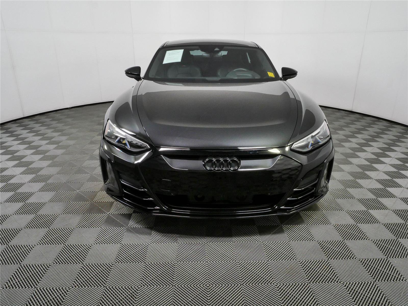 Used 2023 Audi RS e-tron GT w/ Ceramic Brake Package AWD/4WD image 37