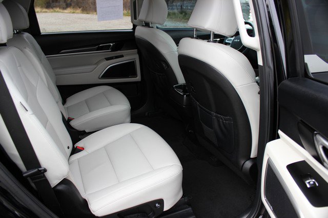 Used 2023 Kia Telluride S w/ S Sunroof Package image 14