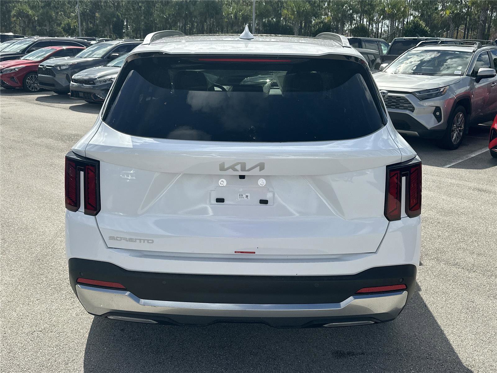New 2026 Kia Sorento S image 6