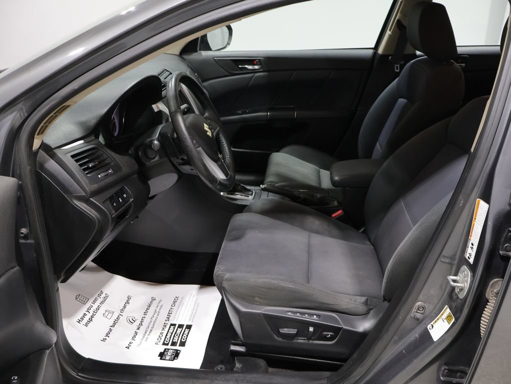 Used 2012 Suzuki Kizashi Sport GTS AWD/4WD image 11