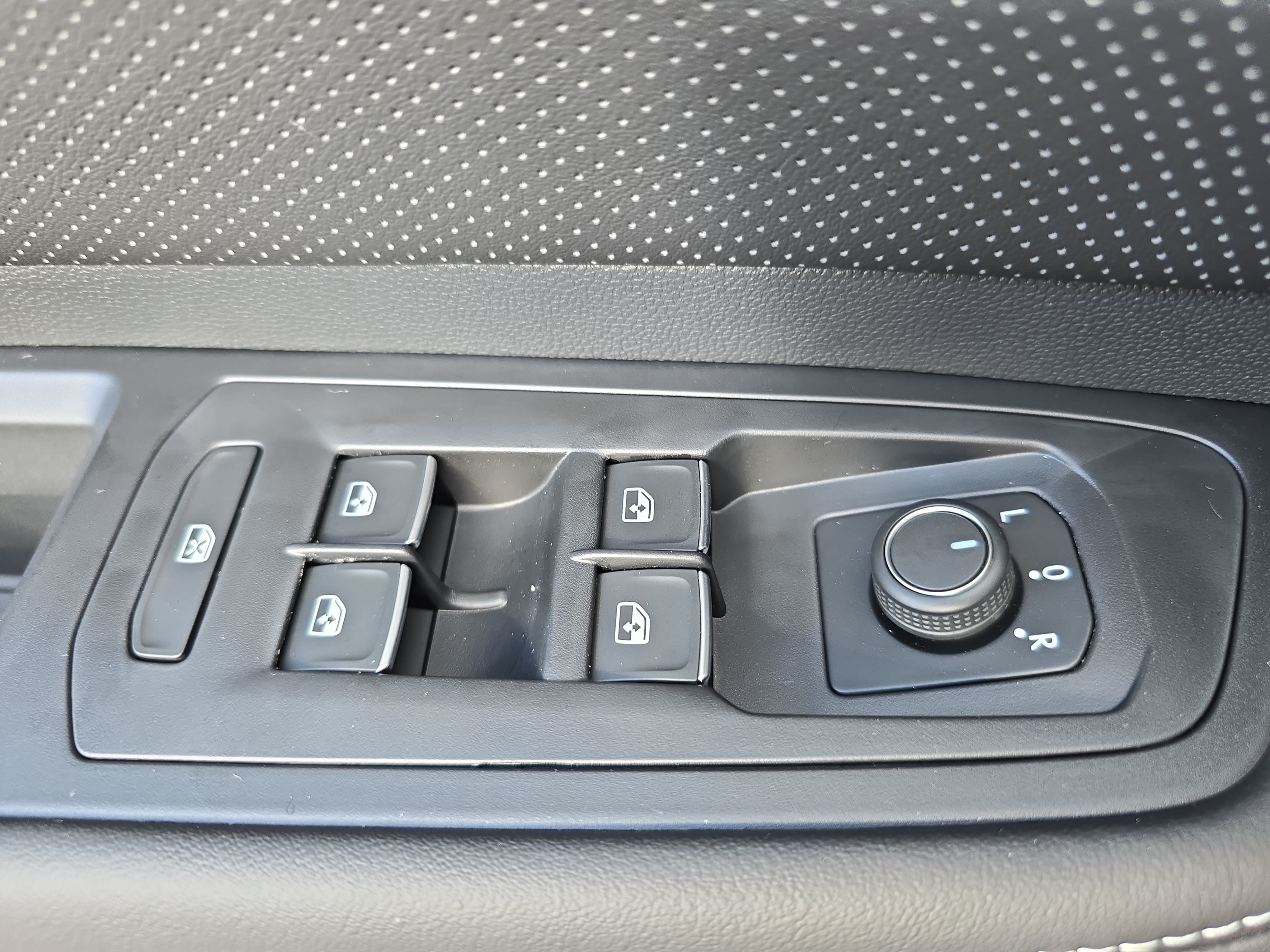 New 2026 Volkswagen Atlas SE AWD/4WD image 29