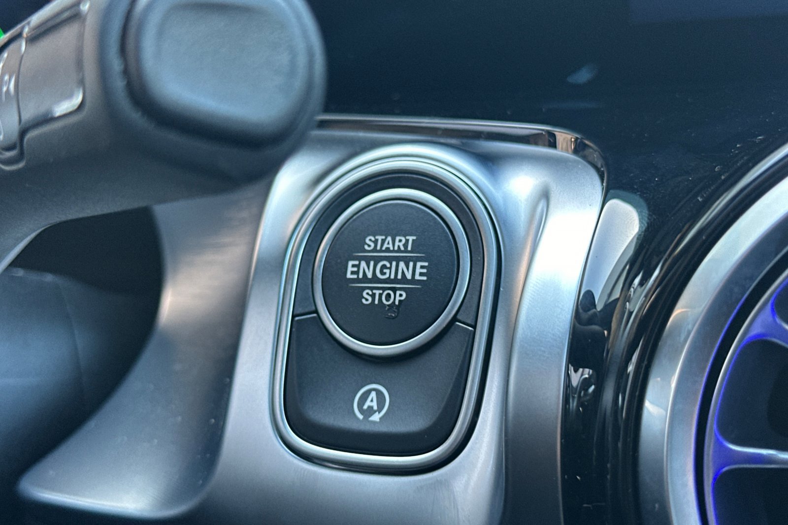 New 2026 Mercedes-Benz GLB 35 AMG 4MATIC image 28