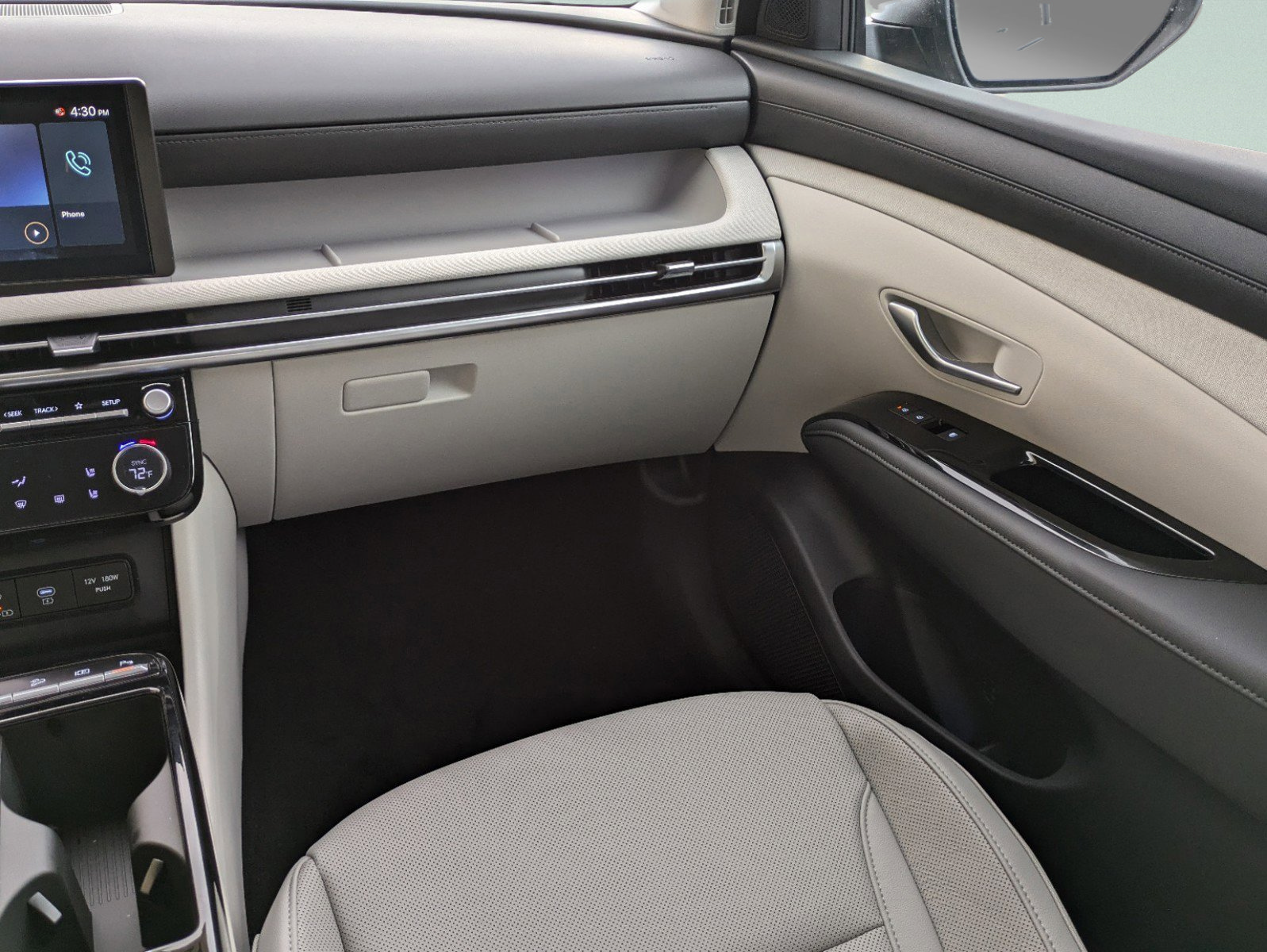 New 2026 Hyundai Tucson Limited FWD image 15