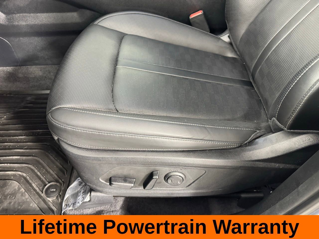 Used 2025 Kia Sorento SX image 11