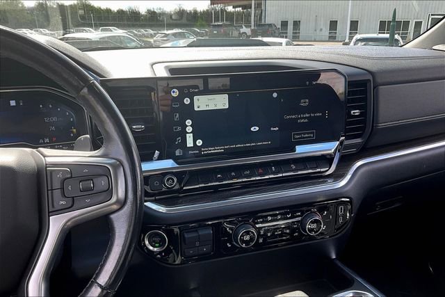 Used 2022 Chevrolet Silverado 1500 LT Trail Boss w/ Convenience Package II image 10
