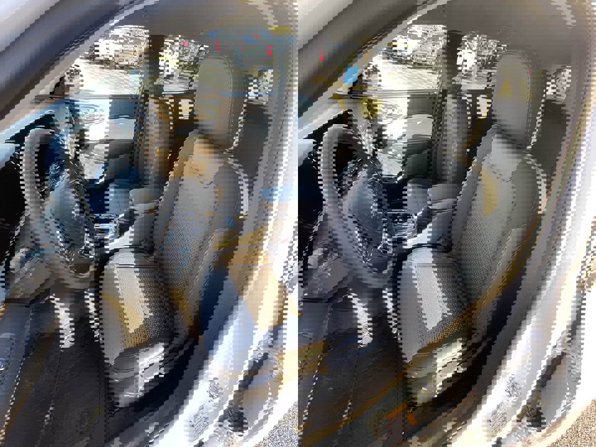 New 2025 Chevrolet Trax LT w/ Driver Confidence Package image 20