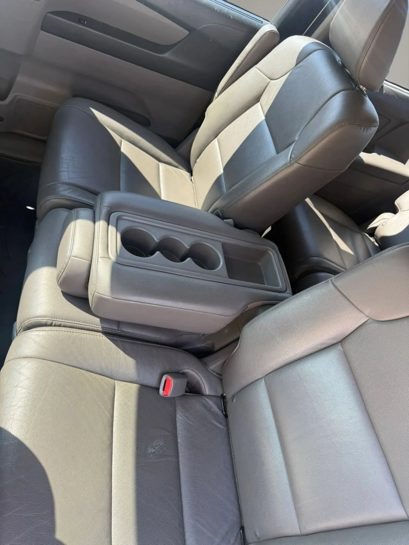 Used 2015 Honda Odyssey Touring image 11