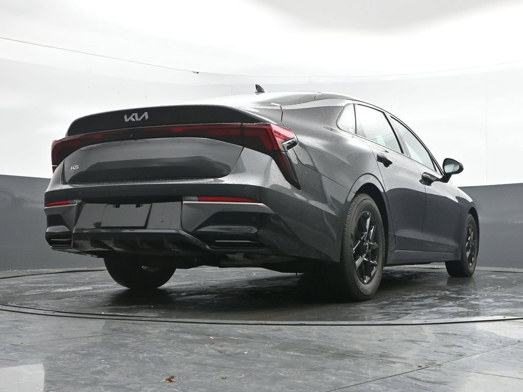 Used 2025 Kia K5 LXS FWD image 42