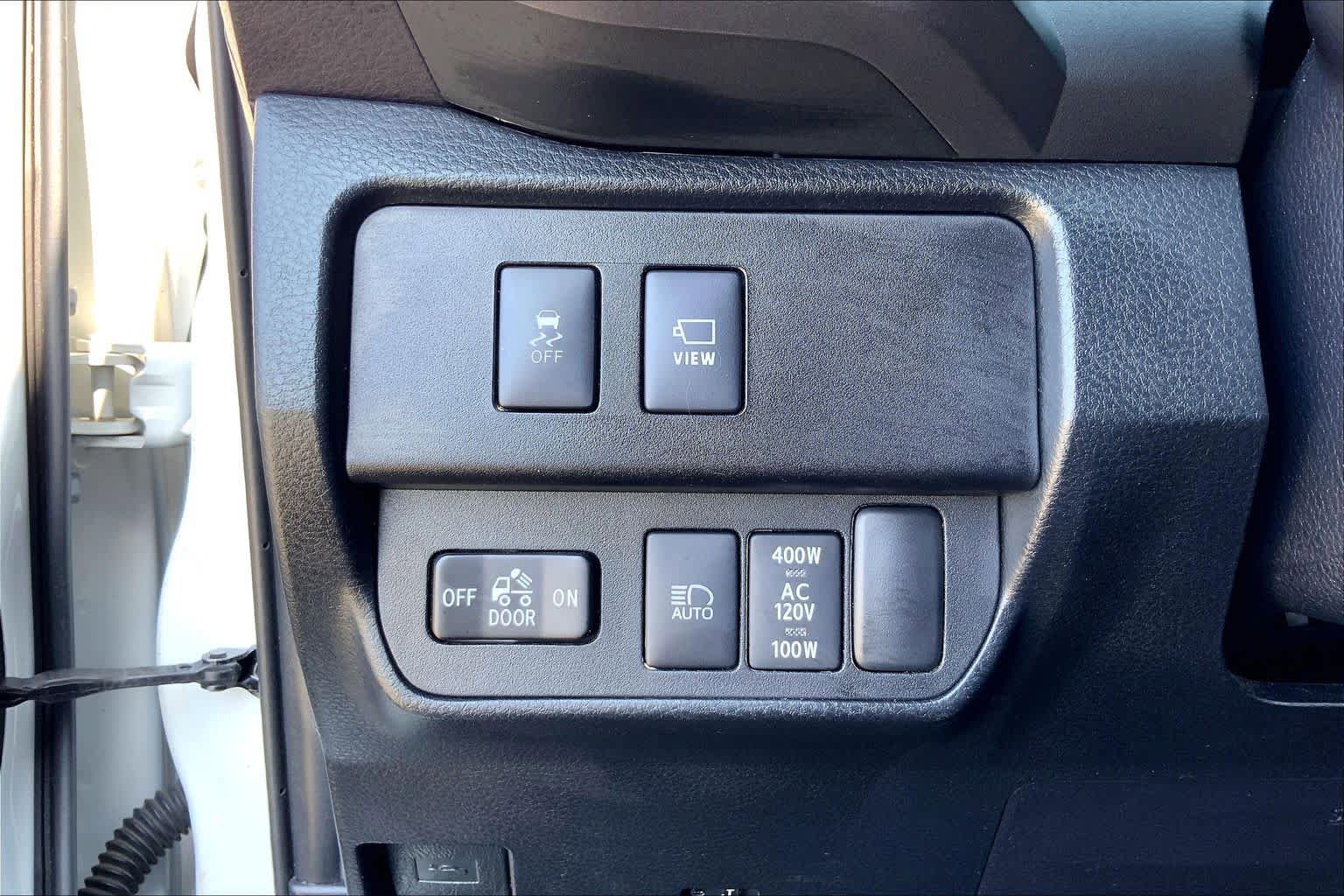 Used 2020 Toyota Tacoma TRD Pro AWD/4WD image 33
