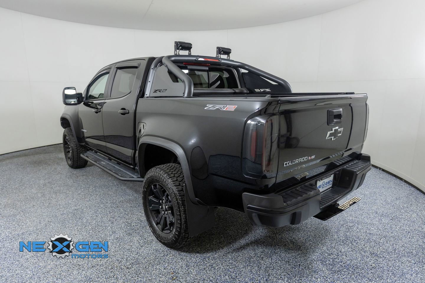 Used 2020 Chevrolet Colorado ZR2 w/ ZR2 Midnight Special Edition image 5