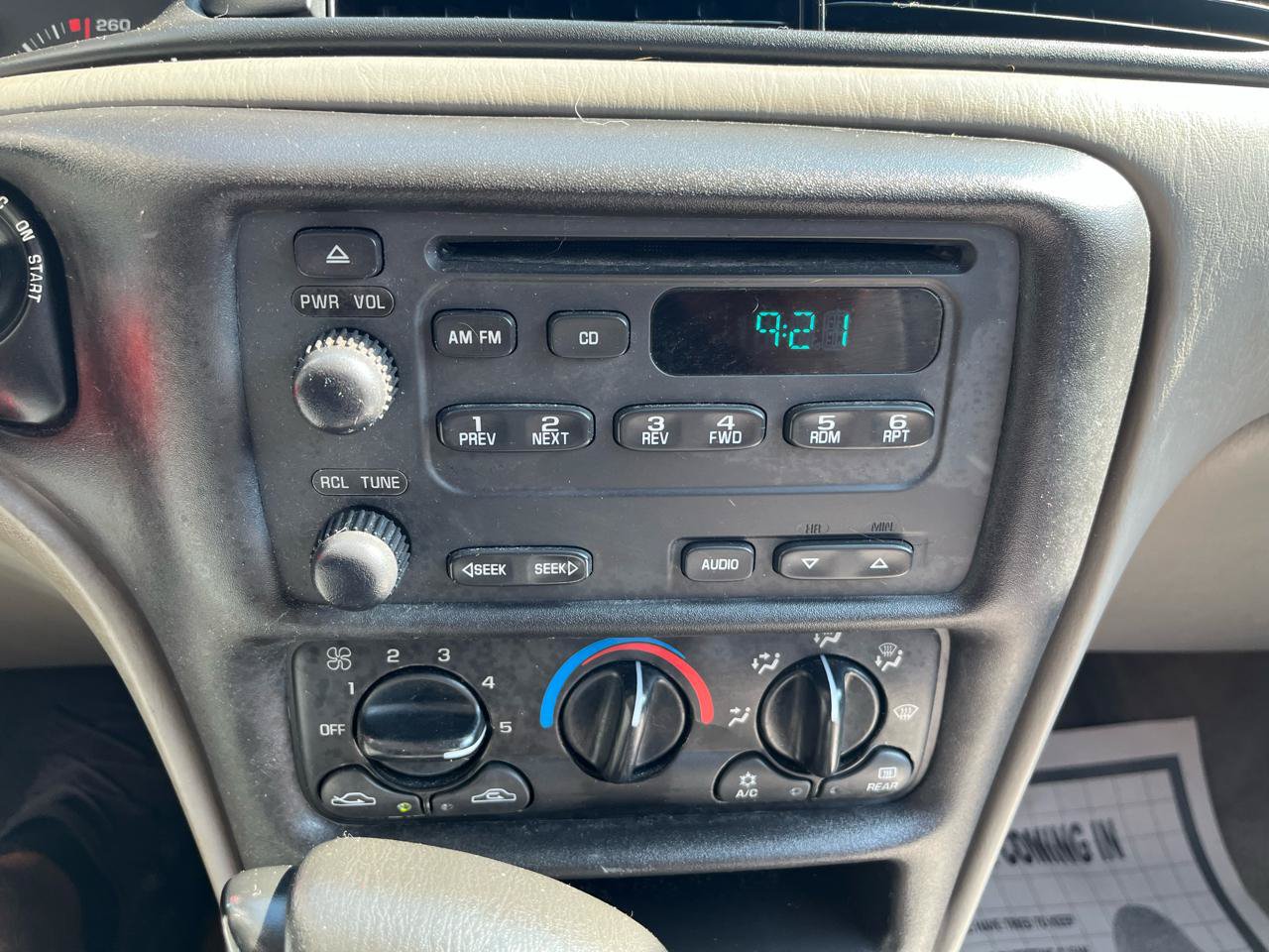 Used 2005 Chevrolet Malibu Classic FWD image 15