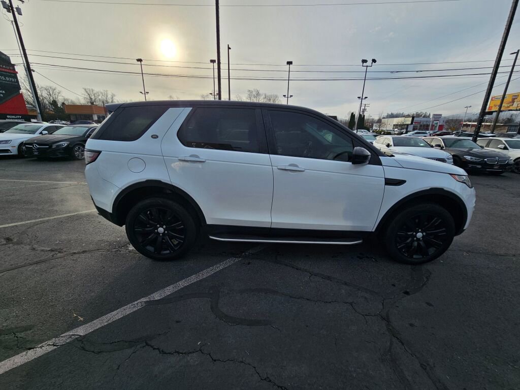 Used 2016 Land Rover Discovery Sport HSE Luxury AWD/4WD image 6