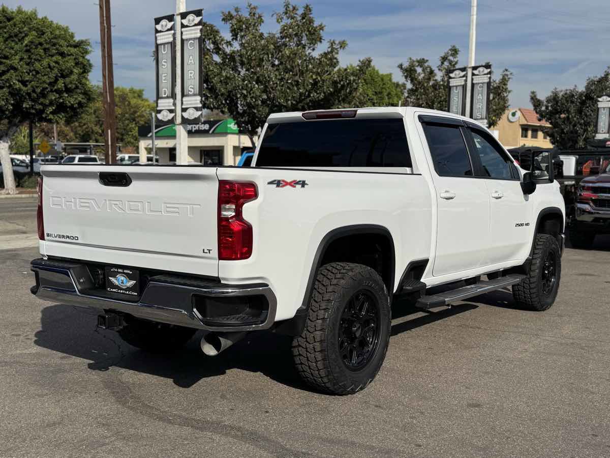 Used 2024 Chevrolet Silverado 2500 LT image 4