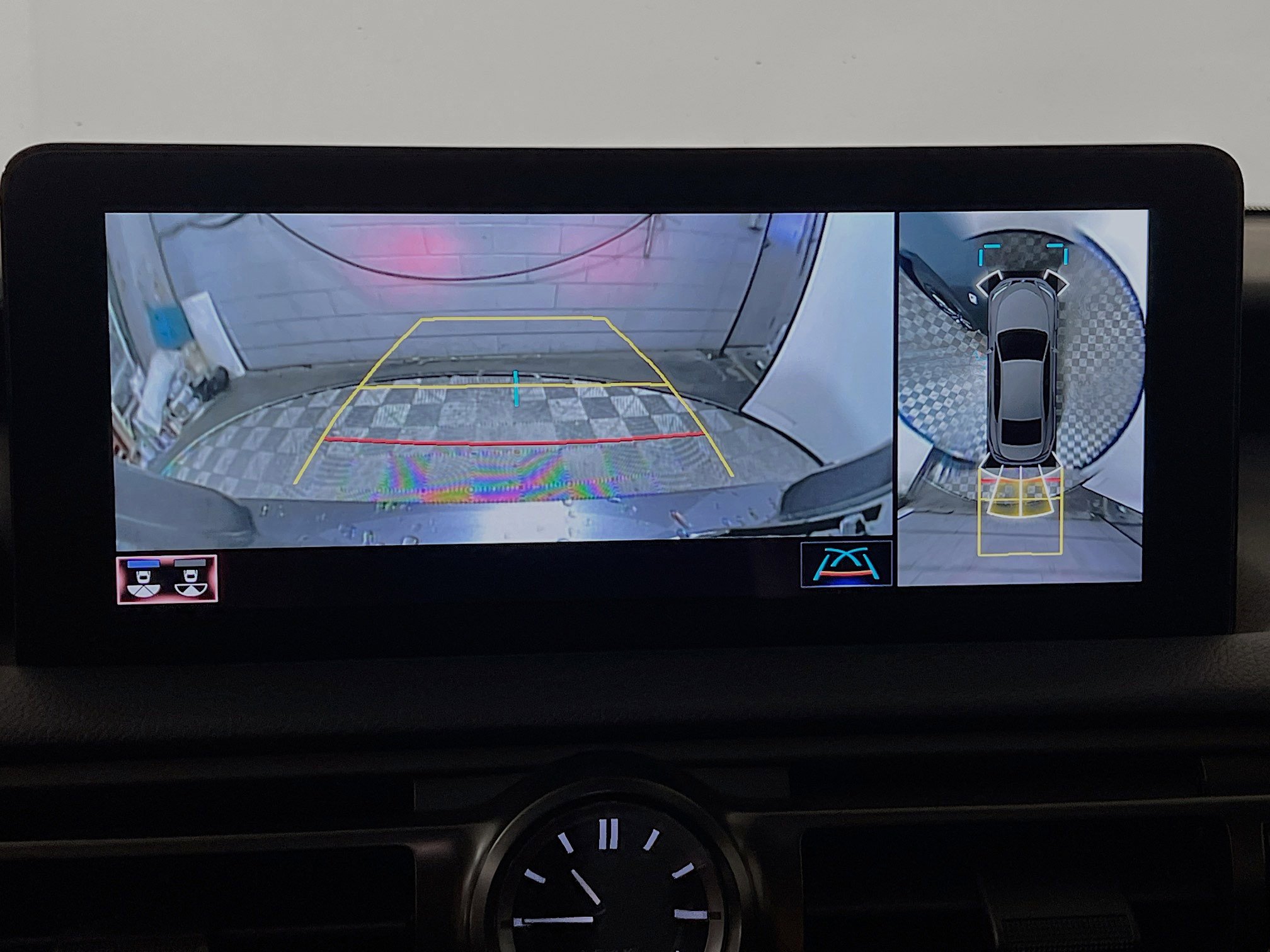 Used 2023 Lexus IS 350 F Sport w/ Navigation Package image 28