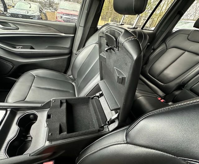 Used 2025 Jeep Grand Cherokee Limited image 26