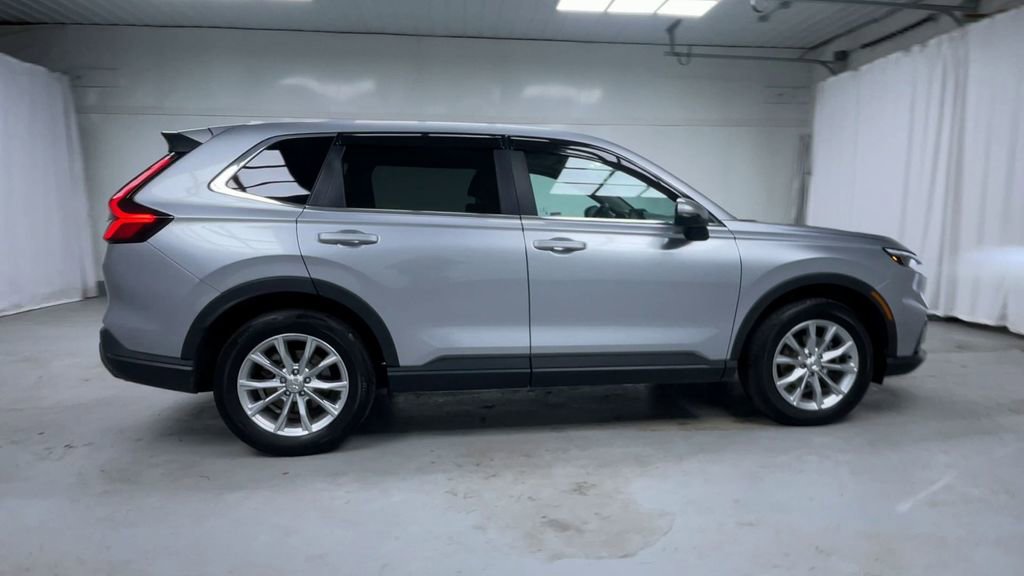 Used 2024 Honda CR-V EX image 9