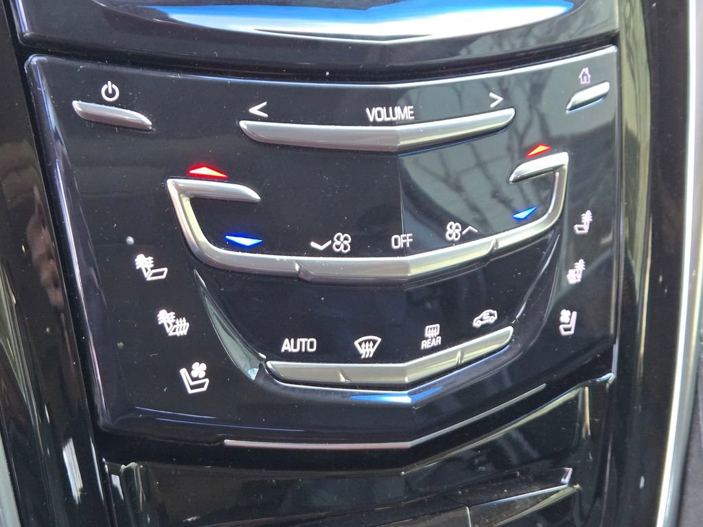 Used 2019 Cadillac Escalade Premium Luxury image 20