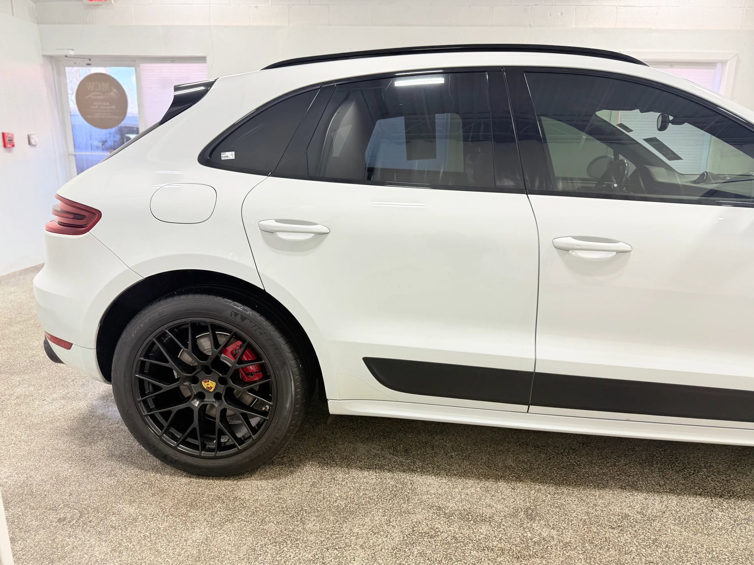 Used 2018 Porsche Macan GTS image 9