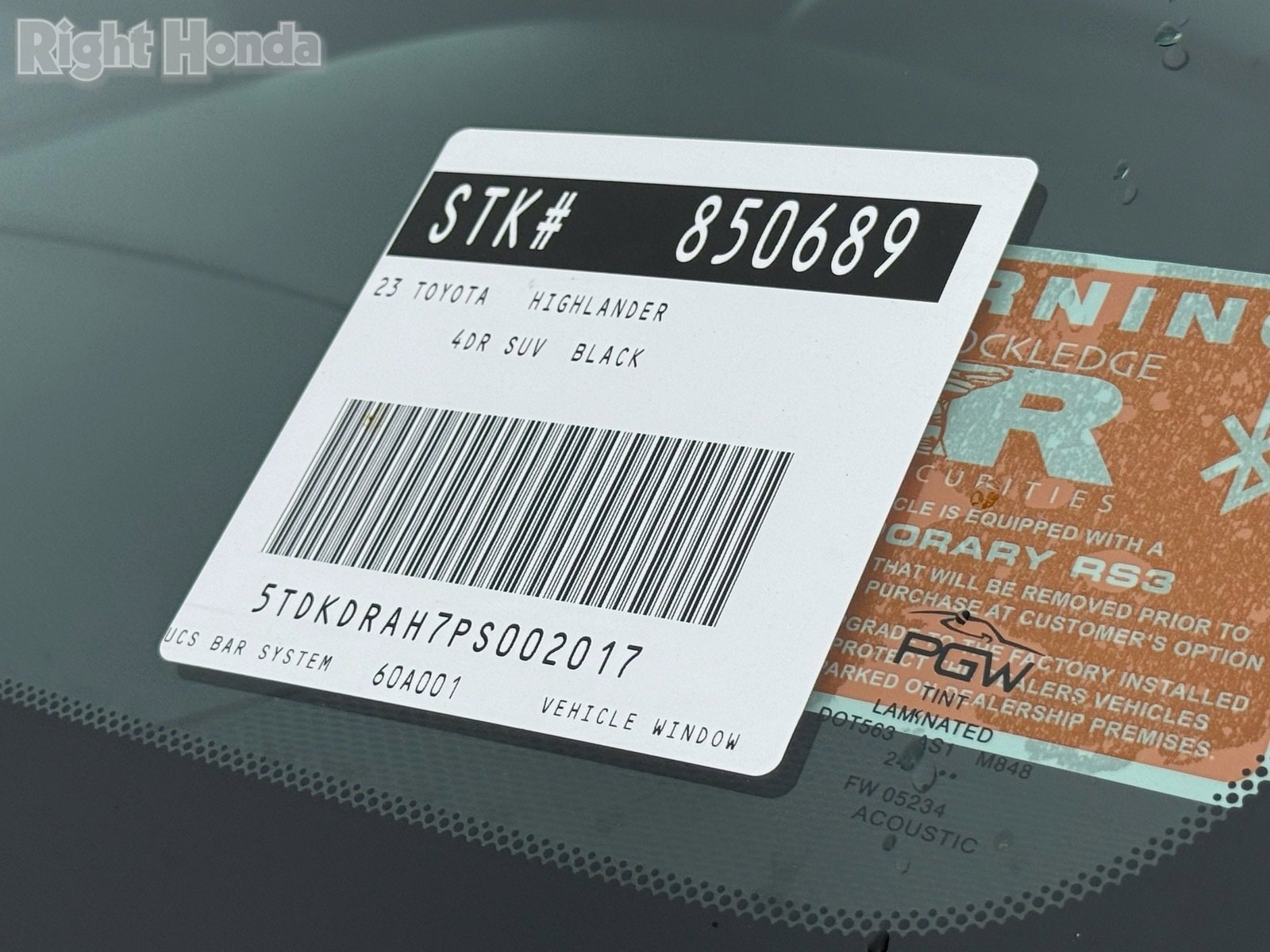 Used 2023 Toyota Highlander XLE image 33