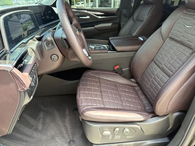 Certified 2024 Cadillac Escalade Sport Platinum AWD/4WD image 9