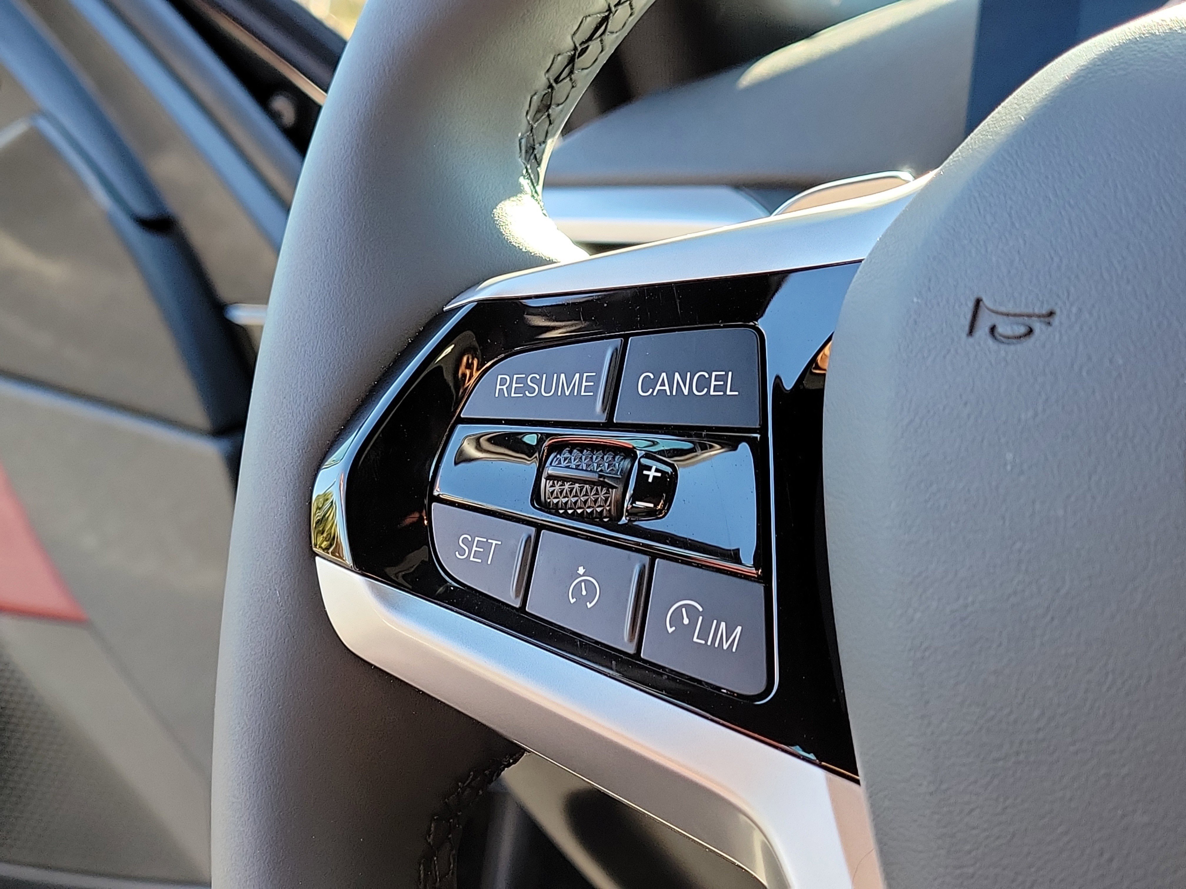 Used 2026 BMW 330i Sedan image 28